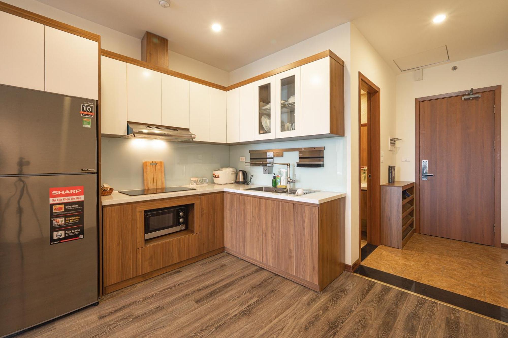 Luxe Paradise Suites Tay Ho 하노이 외부 사진
